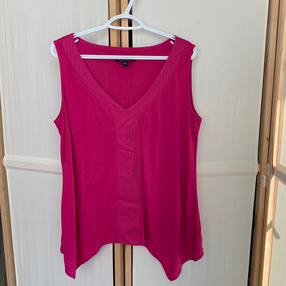 Elegant designed Fuchsia color tank, Jessica, Size L